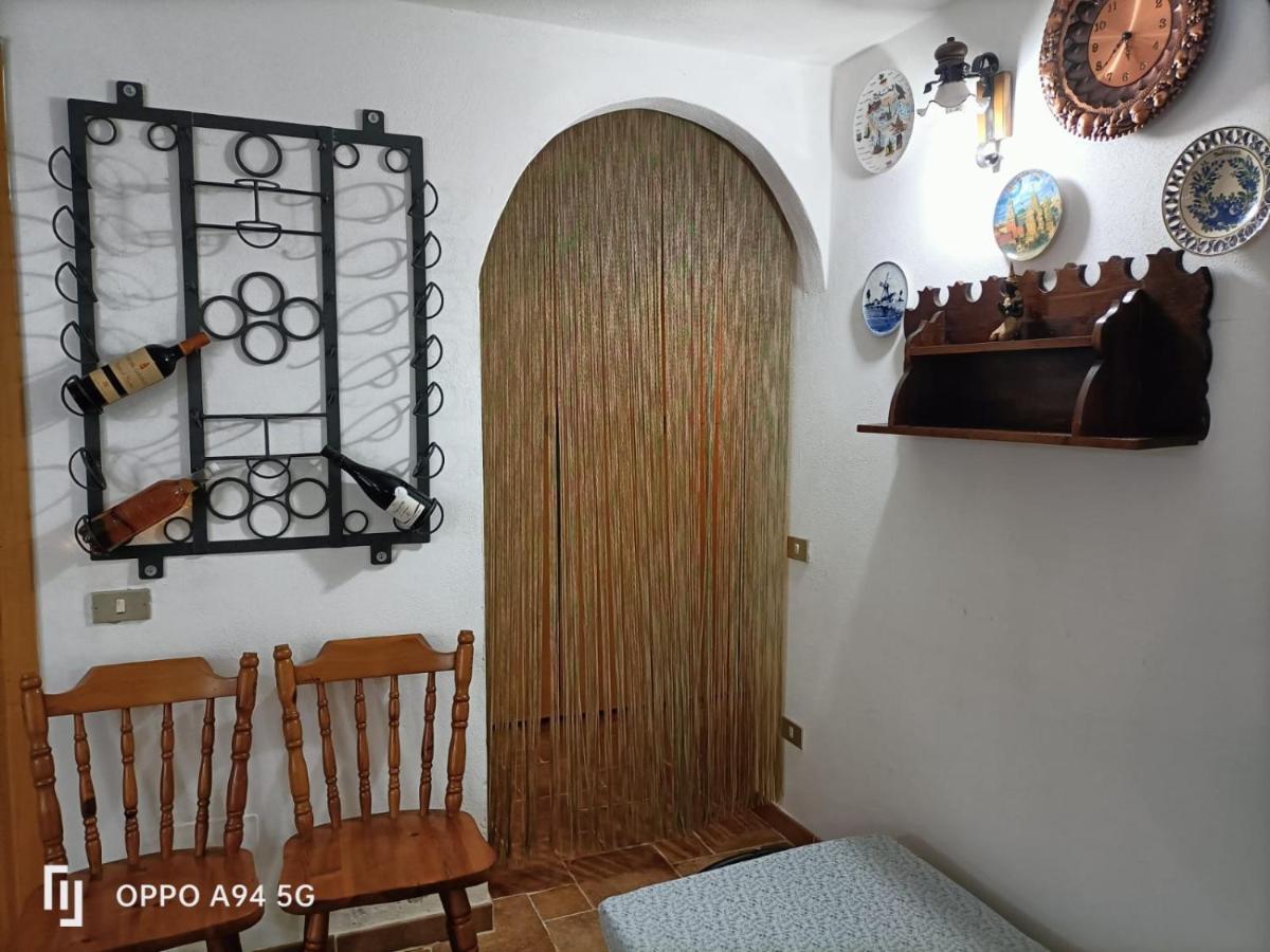 La Taverna Di Angela Амендолара Екстериор снимка